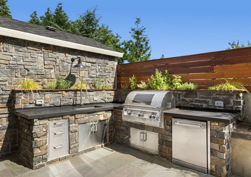 kamnoseštvo za letno kuhinjo